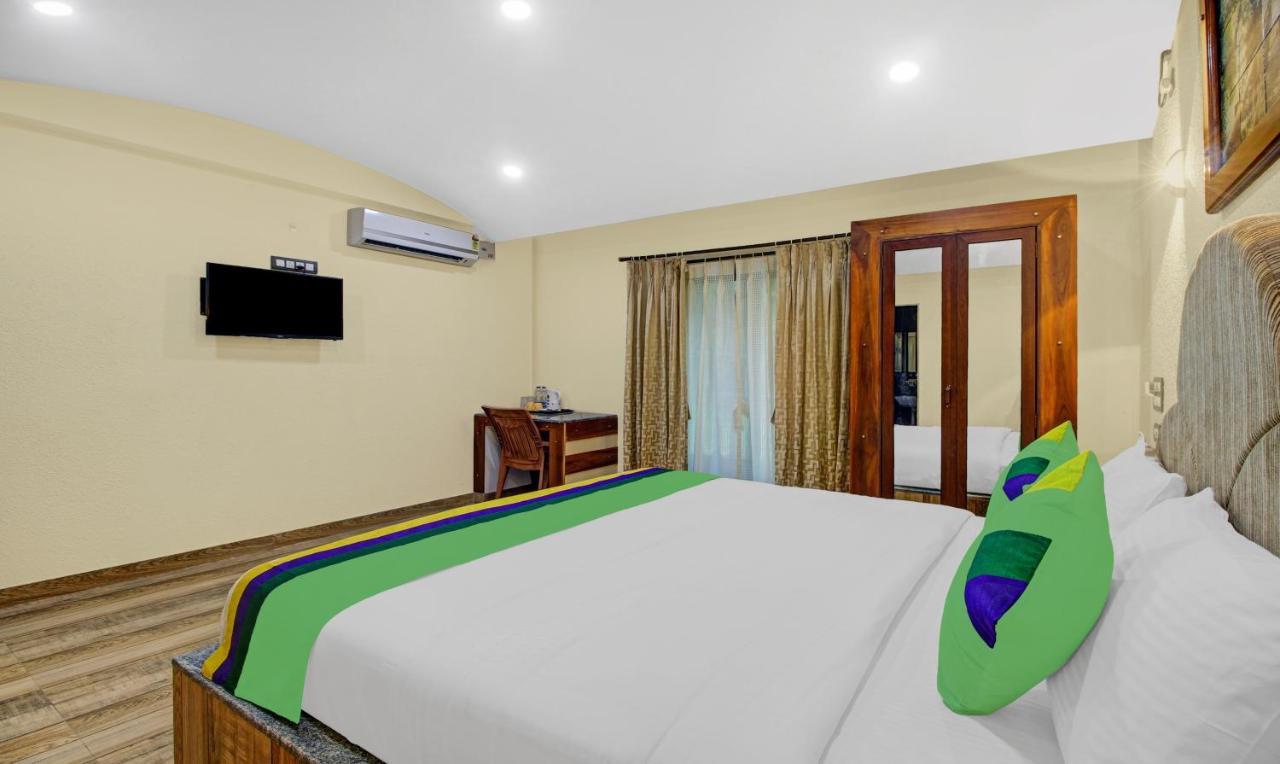 Treebo Majestic Palms, 2 Km From Colva Beach Benaulim Extérieur photo